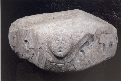 謎の石【旋帯文石(せんたいもんせき)】