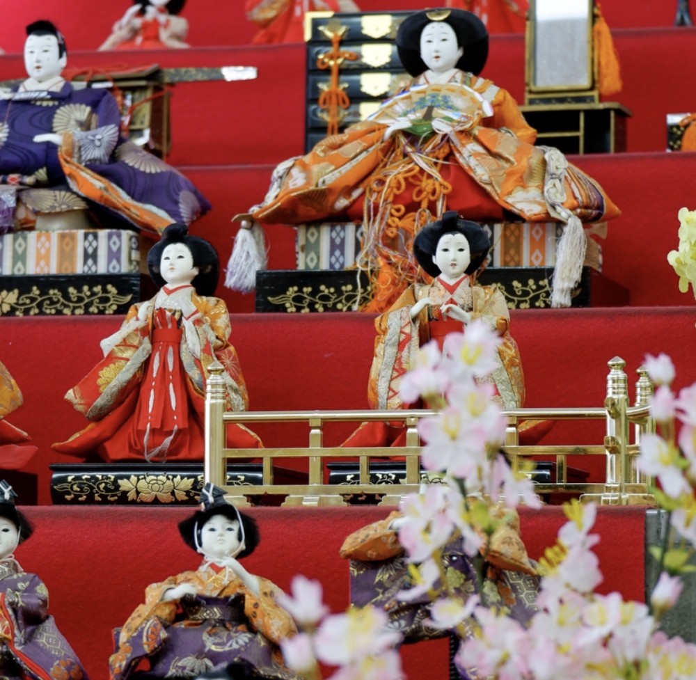 【土偶は「おひなさま」だった？】