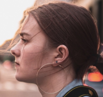 【歯を抜かない歯列矯正のリスク】