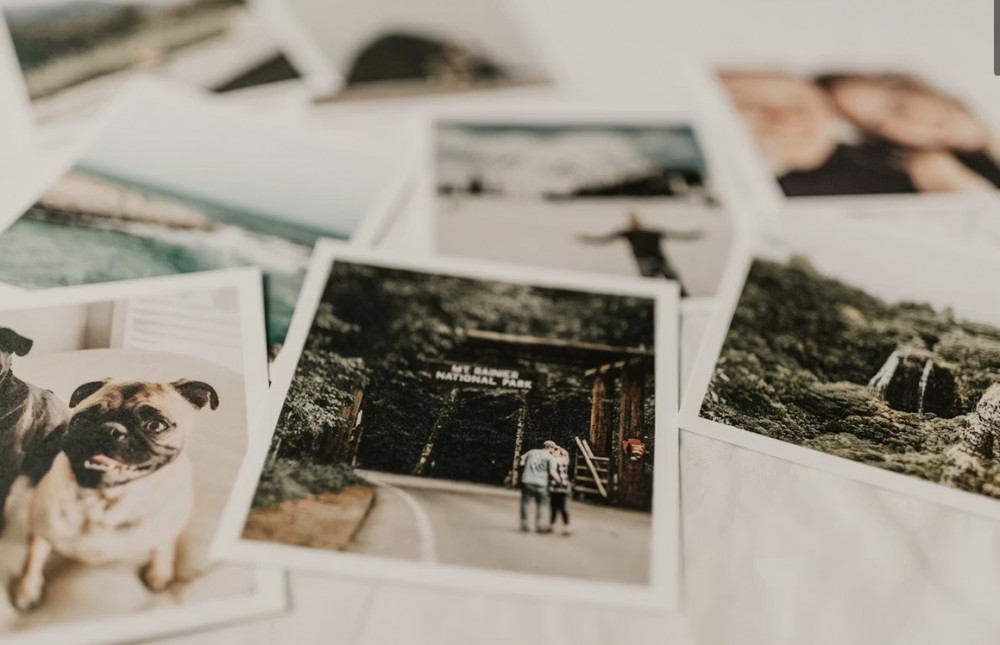 10通の手紙。あなたは誰に出しますか？